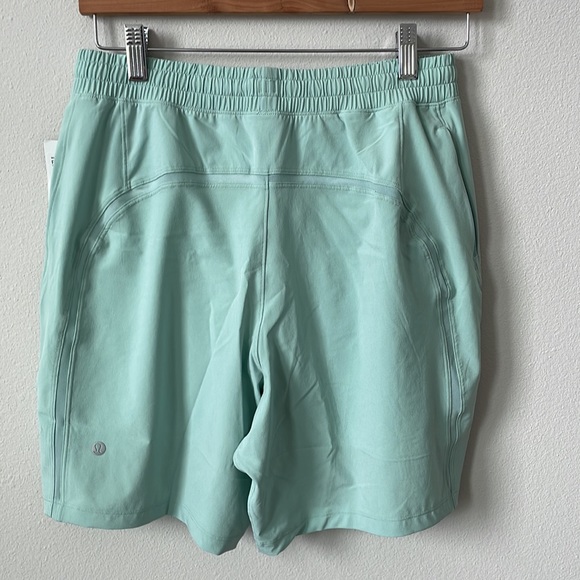 NWT Lululemon Pace Breaker Lined Short 7" Artic Green Size Medium - Picture 2 of 7
